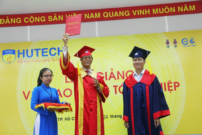 đại học công nghệ tphcm